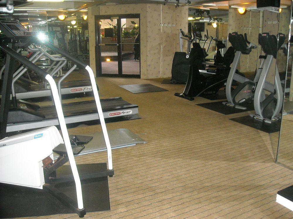 Fern Valley Hotel And Conference Center Λούισβιλ Εξωτερικό φωτογραφία