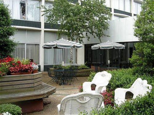 Fern Valley Hotel And Conference Center Λούισβιλ Εξωτερικό φωτογραφία
