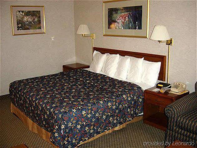 Fern Valley Hotel And Conference Center Λούισβιλ Εξωτερικό φωτογραφία