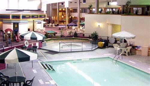 Fern Valley Hotel And Conference Center Λούισβιλ Ανέσεις φωτογραφία